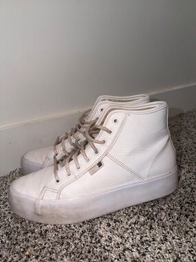 DC Platform Sneakers Hightop Vintage White Water Resistant Women’s Size 11
